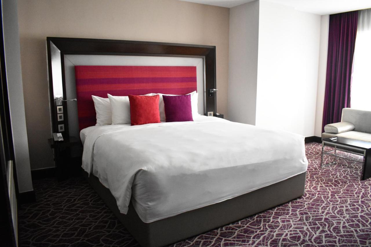 Novotel Yangon Max Eksteriør billede