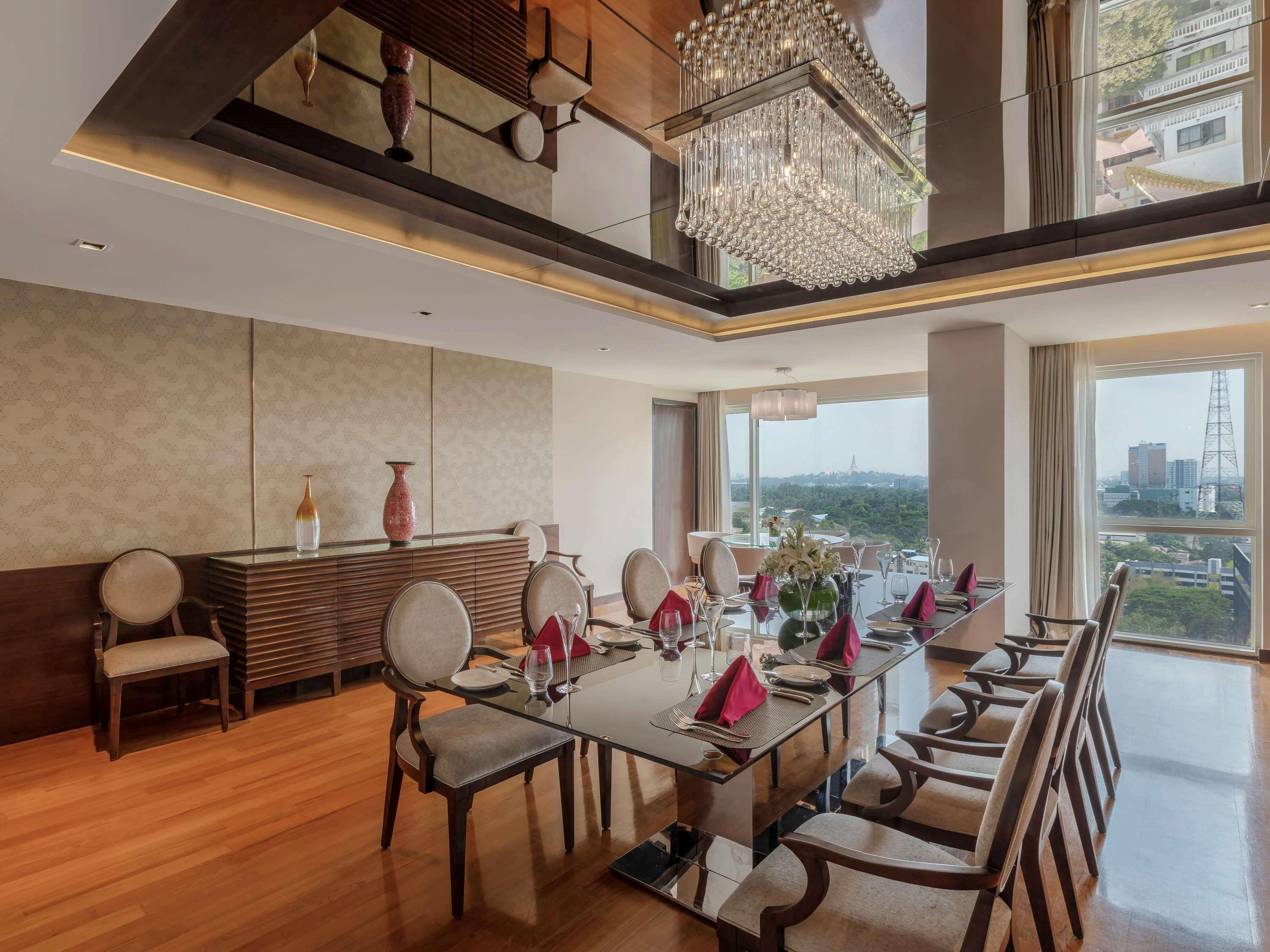Novotel Yangon Max Eksteriør billede